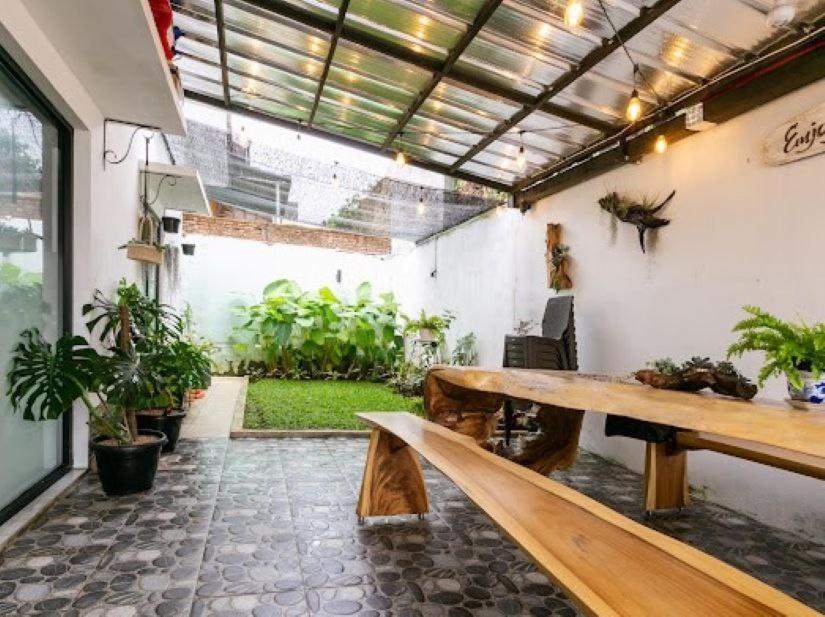 Stylish Villa At Green Apple U 35A Cipanas Puncak Sindanglaya Dış mekan fotoğraf